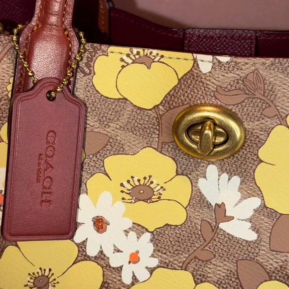 Authentic Coach Willow Tote 24 Floral Signature Canvas w/ Strap & Dust Bag - Picture 3 of 12